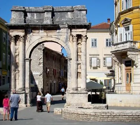 Apartmán Orange Brist Pula