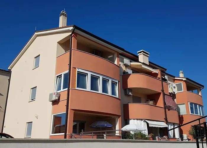 Appartement Orange Brist Pula