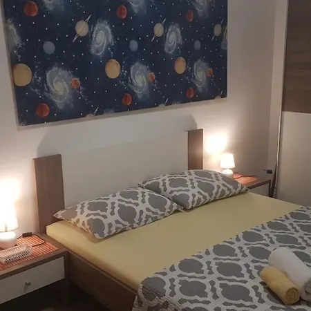 Orange Brist Apartamento