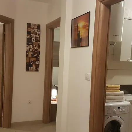 Orange Brist Apartamento *